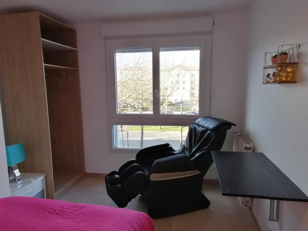 Beautiful T4 Appartement 8 Personnes Proche Disney Parking Prive Bussy-Saint-Georges Exterior photo