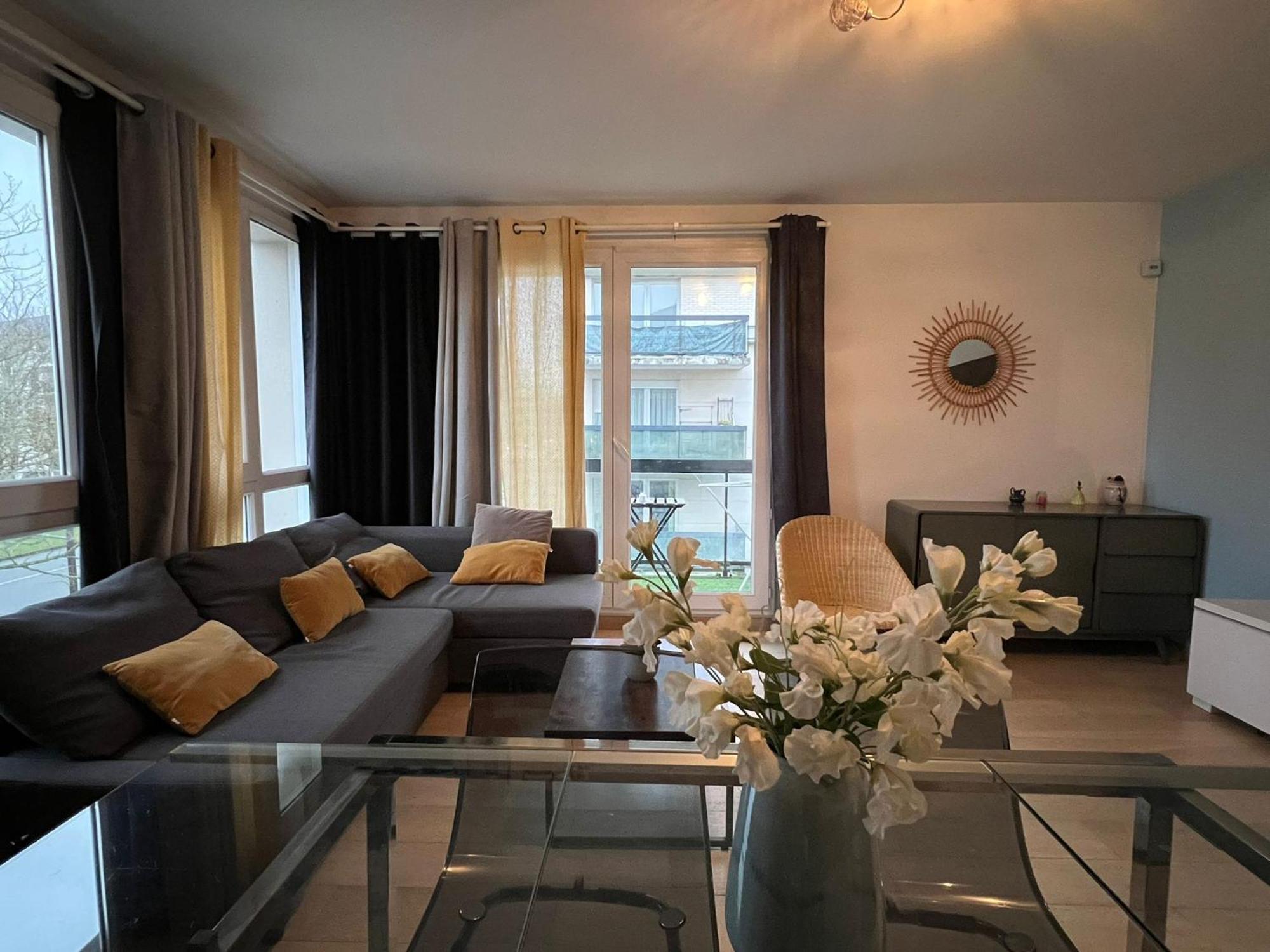 Beautiful T4 Appartement 8 Personnes Proche Disney Parking Prive Bussy-Saint-Georges Exterior photo